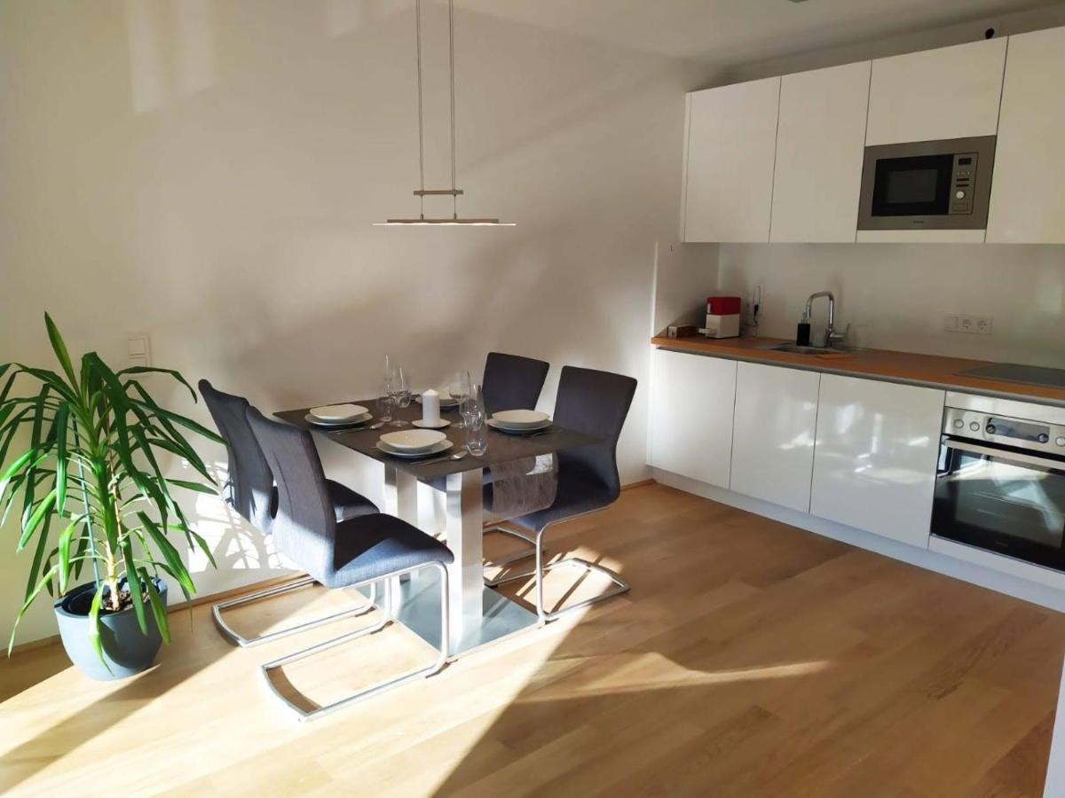 Deluxe Parkapartment Center - Free Parking! *